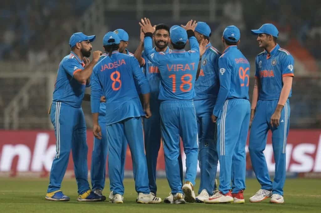 India vs South Africa: जडेजा के पंच से टीम इंडिया ने अफ्रीका को 243 रनों से हराया, विराट कोहली को दिया बर्थडे गिफ्ट