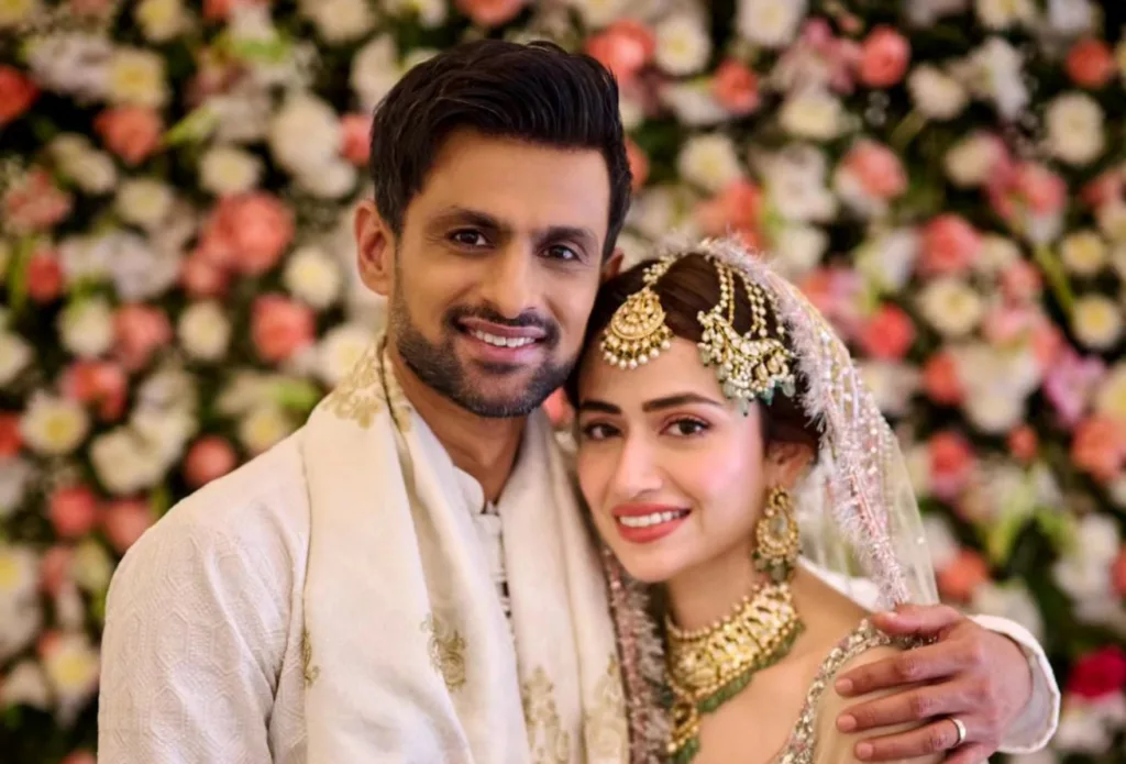 Shoaib Malik Marries: सानिया मिर्जा से तलाक की चर्चाओं के बीच, शोएब मलिक ने की तीसरी शादी