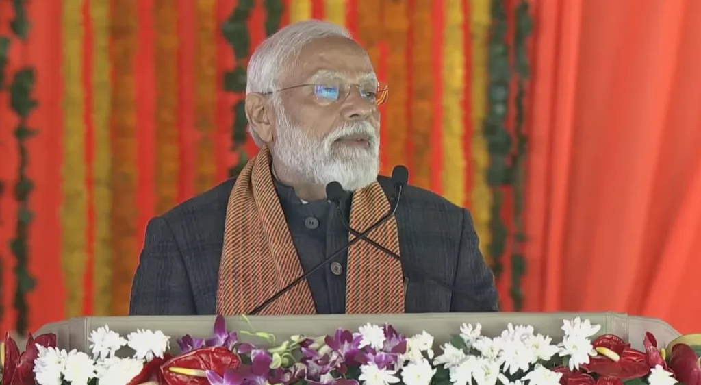 PM Modi In Srinagar: 5 साल बाद कश्मीर पहुंचे पीएम मोदी, जानिए आर्टिकल 370 पर क्या कहा?