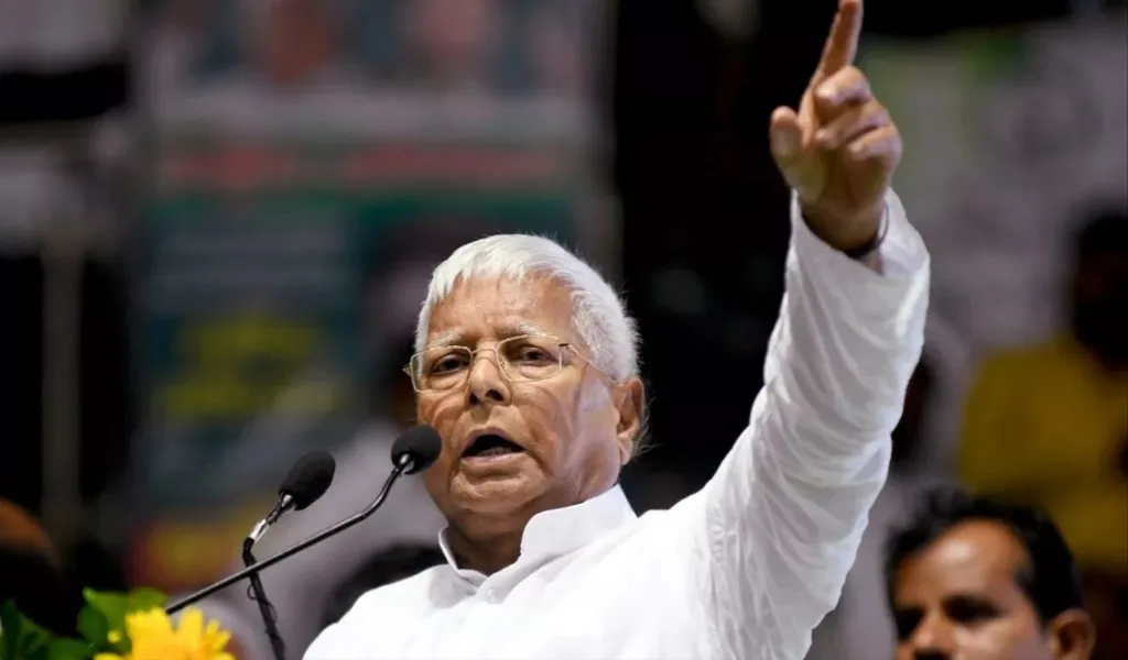 Loksabha Election: PM मोदी का पसंदीदा शब्द सिर्फ पाकिस्तान, श्मशान है, महंगाई-बेरोजगारी भूल गए हैं, लालू यादव का PM पर जोरदार हमला