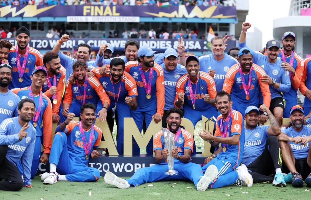 World Cup: भारत ने दूसरी बार जीता T20 वर्ल्ड कप, साउथ अफ्रीका को 7 रनों से हराया 1 World Cup: भारत ने दूसरी बार जीता T20 वर्ल्ड कप, साउथ अफ्रीका को 7 रनों से हराया