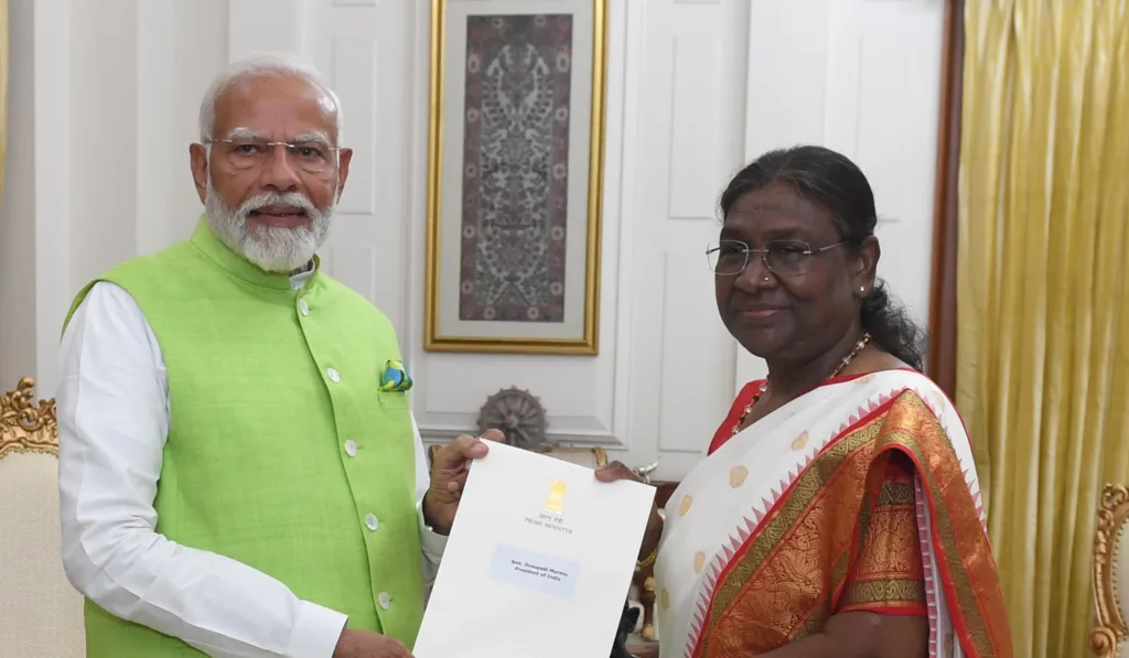 Loksabha Election Results: नरेंद्र मोदी ने प्रधानमंत्री पद से दिया इस्तीफा, अगले सरकार के गठन की प्रक्रिया शुरू