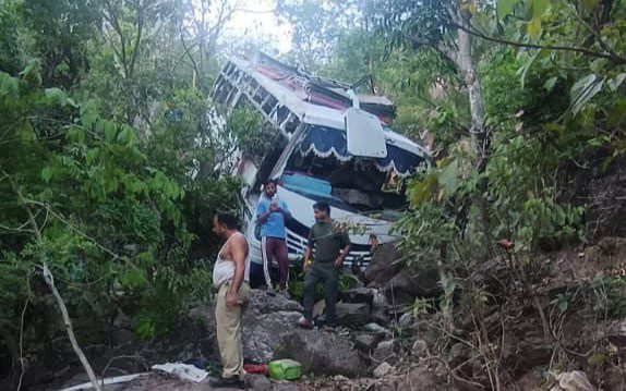 Reasi Terror Attack: जम्मू में फिर आतंकी हमला, तीर्थयात्रियों से भरी बस पर गोलीबारी, 10 की मौत
