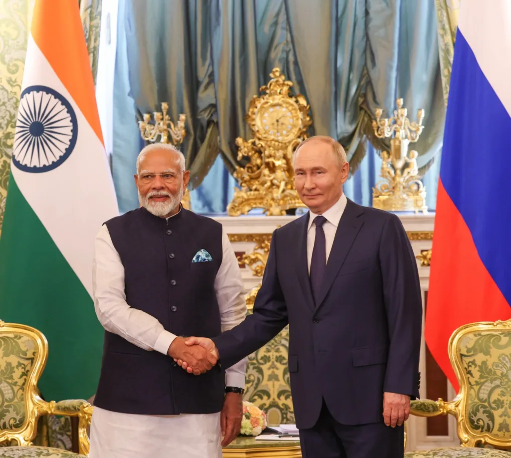 PM Modi Russia Visit: पीएम मोदी को मिला रूस का सर्वोच नागरिक सम्मान