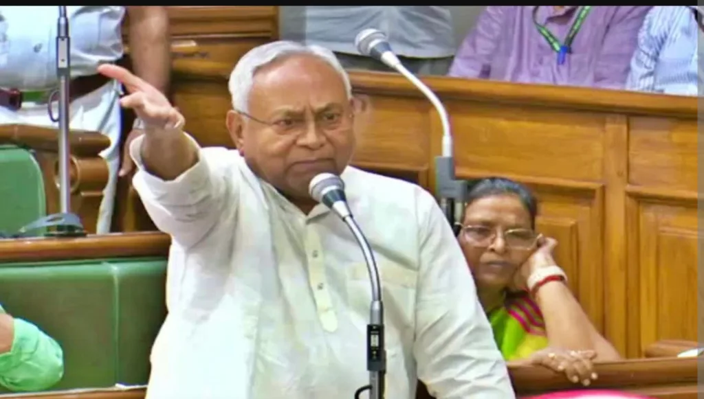 Nitish Kumar: 'तुम महिला हो, कुछ जानती नहीं हो….',फिर विधानसभा में खोया आपा