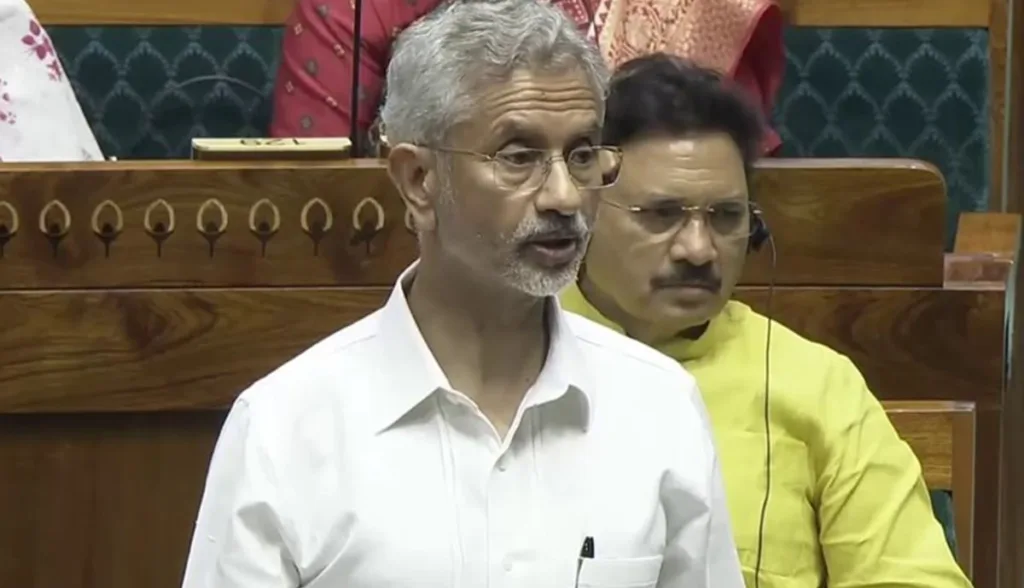 Bangladesh Row: 'बहुत ही कम समय में शेख हसीना ने भारत आने के लिए मंजूरी मांगी', संसद में विदेश मंत्री जयशंकर ने दी जानकारी